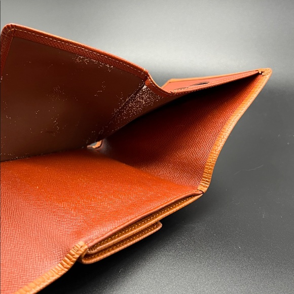 Louis Vuitton Epi Kenyan Fawn Bifold Wallet w/ Snap Coin Pocket – Vintage COA - Picture 11 of 13
